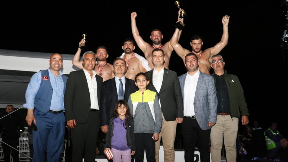 Gazipaşa’da başpehlivan İsmail Erkal oldu