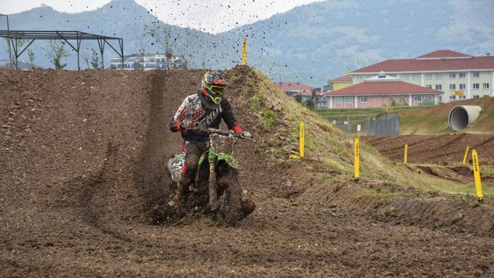 Afyonkarahisar’da motokros heyecanı yaşanıyor