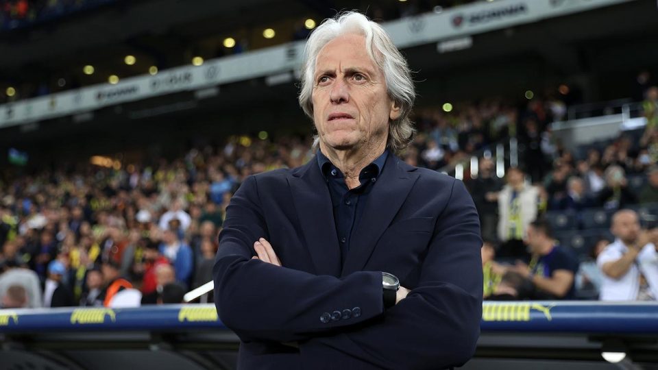 Fenerbahçe Jorge Jesus ile devam etmek istiyor