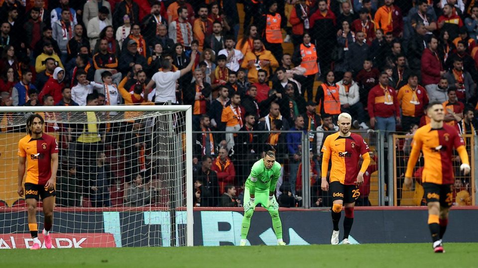 Lider Galatasaray’ın kalesi düştü