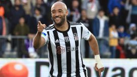 Şenol Güneş Nathan Redmond’ın takımda kalmasını istiyor.
