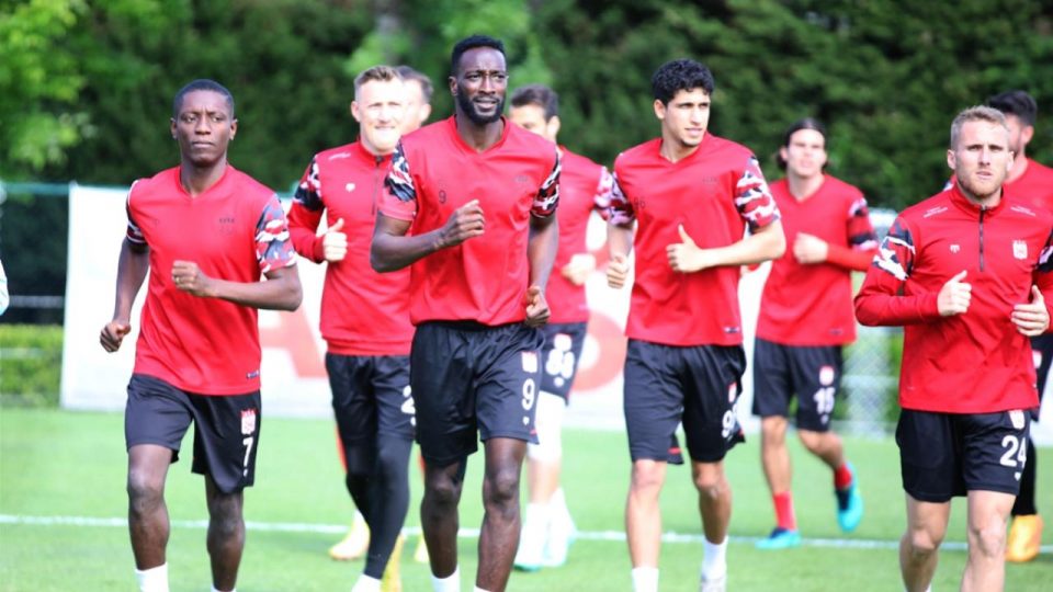 Sivasspor Fenerbahçe maçının hazırlıklarını tamamladı