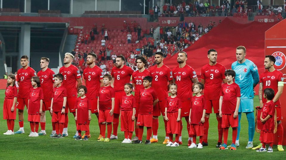 A Milli Takım FIFA sıralamasında 2 basamak yükseldi