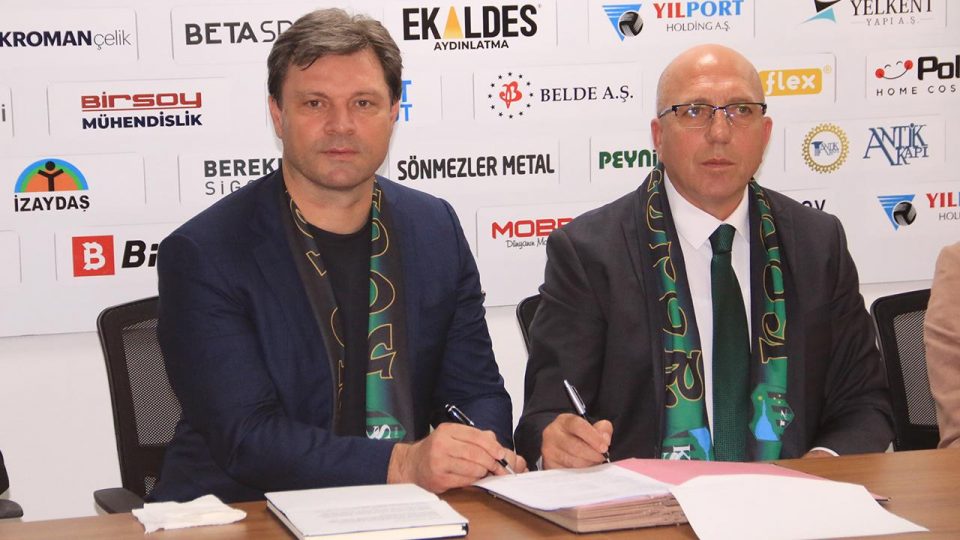 Ertuğrul Sağlam resmen Kocaelispor’da