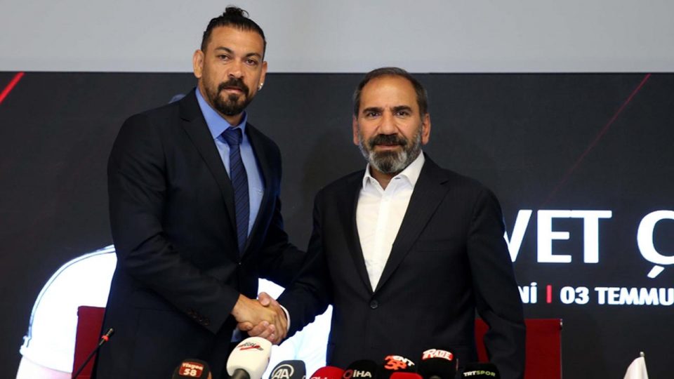 Sivasspor’da Servet Çetin dönemi resmen başladı