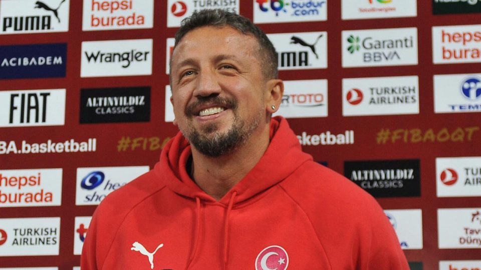 Hidayet Türkoğlu: Halkımız milli takımımızı yalnız bırakmayacaktır