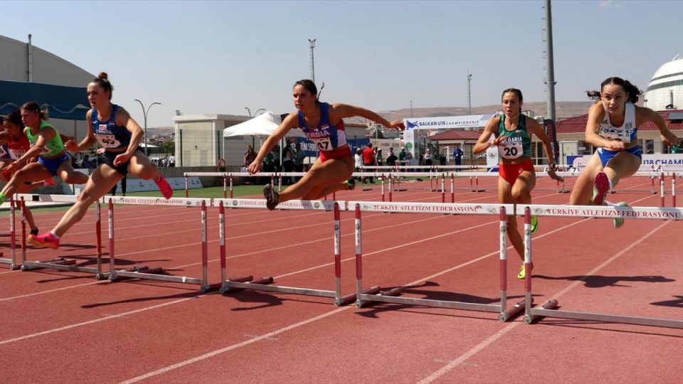 18 yaş altı Atletizm Balkan Şampiyonası Sivas’ta başladı