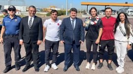 Dünya şampiyonu Buse Tosun Çavuşoğlu Yalova'da coşkuyla karşılandı