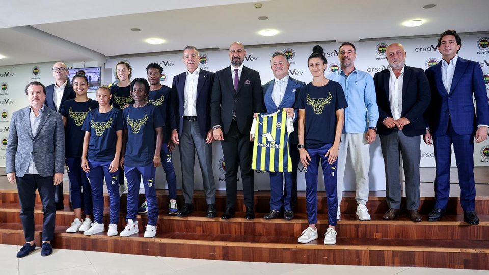 Fenerbahçe Kadın Futbol Takımı’na yeni sponsor
