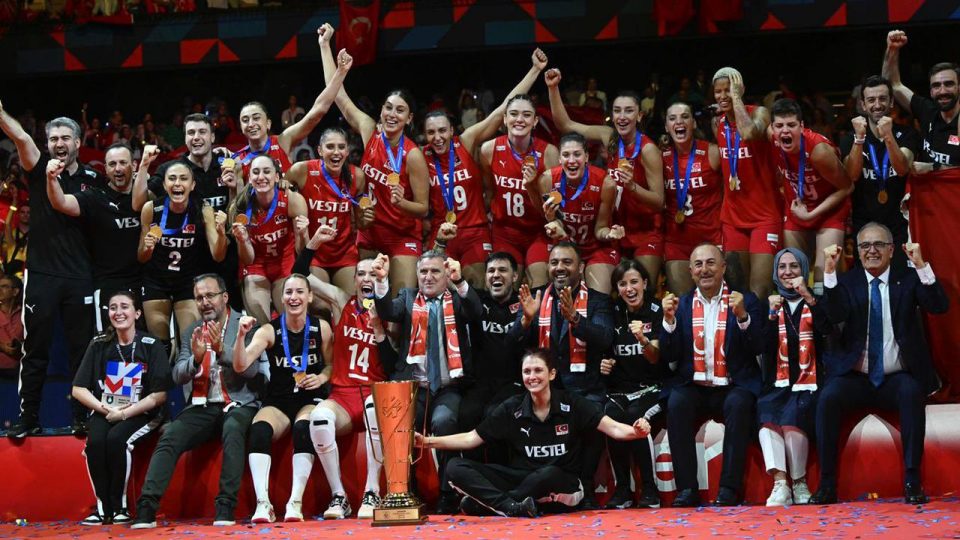 Filenin Sultanları tarihinde ilk kez Avrupa’nın “zirvesi”nde