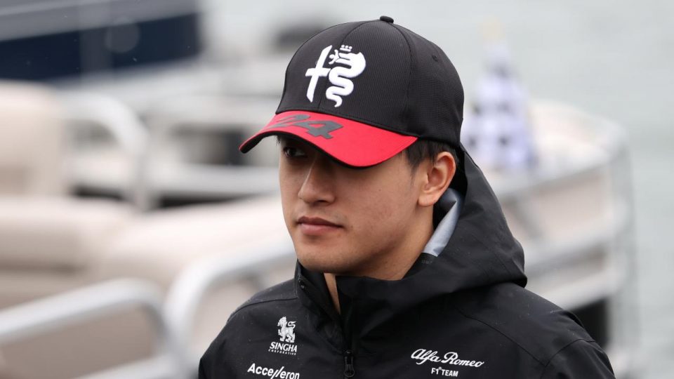 Formula 1’de Alfa Romeo Guanyu Zhou’nun sözleşmesini uzattı