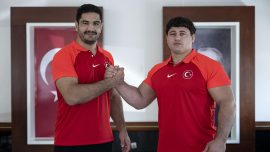 Güreşin yaşayan efsaneleri Taha Akgül ve Rıza Kayaalp