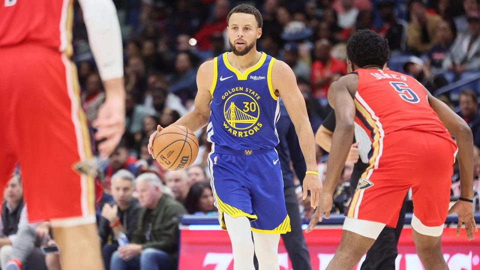 Warriors, Stephen Curry’nin 42 sayısıyla kazandı