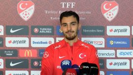 Kaan Ayhan: Almanya'daki atmosferi milli takımı ile de görmek istiyoruz